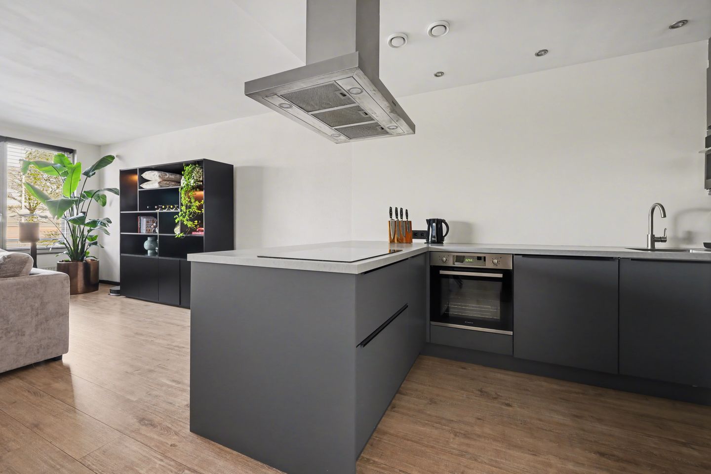 Foto 10 van De Klok 10