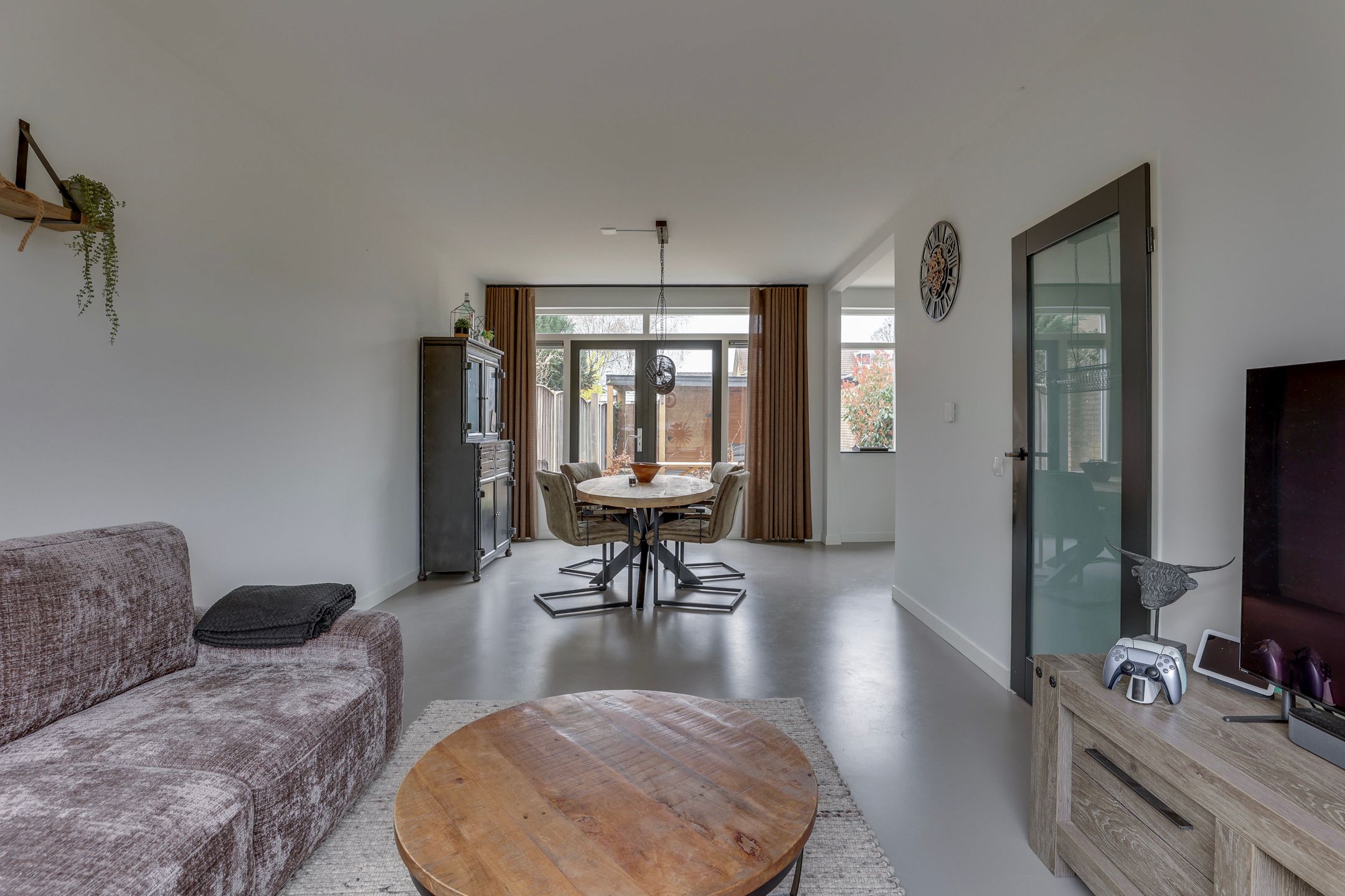 Photo 15 of Fluitekruid 13