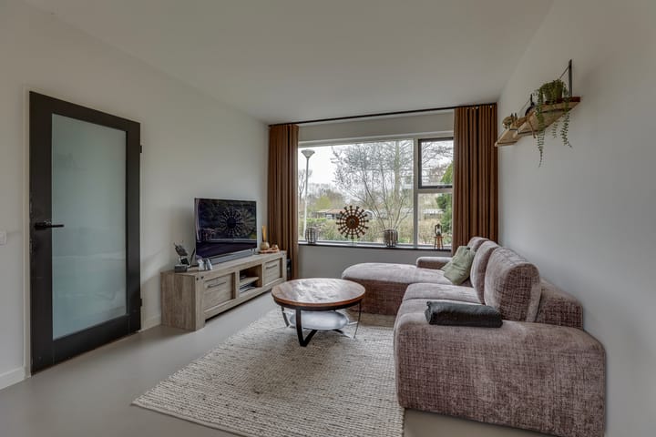 Foto 2 van Fluitekruid 13