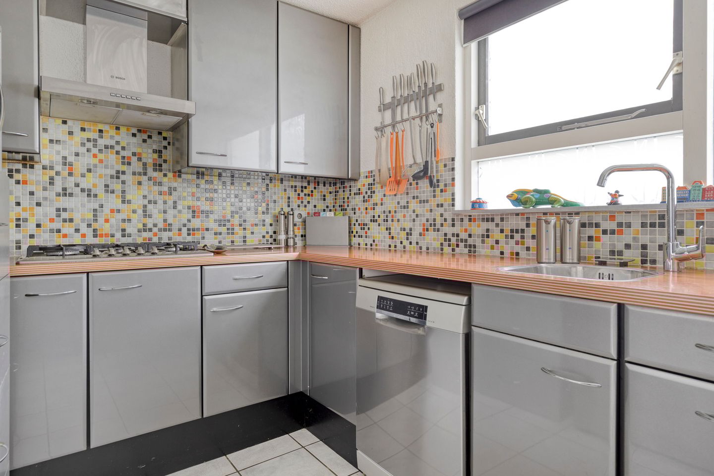 Foto 10 van Karibastraat 45