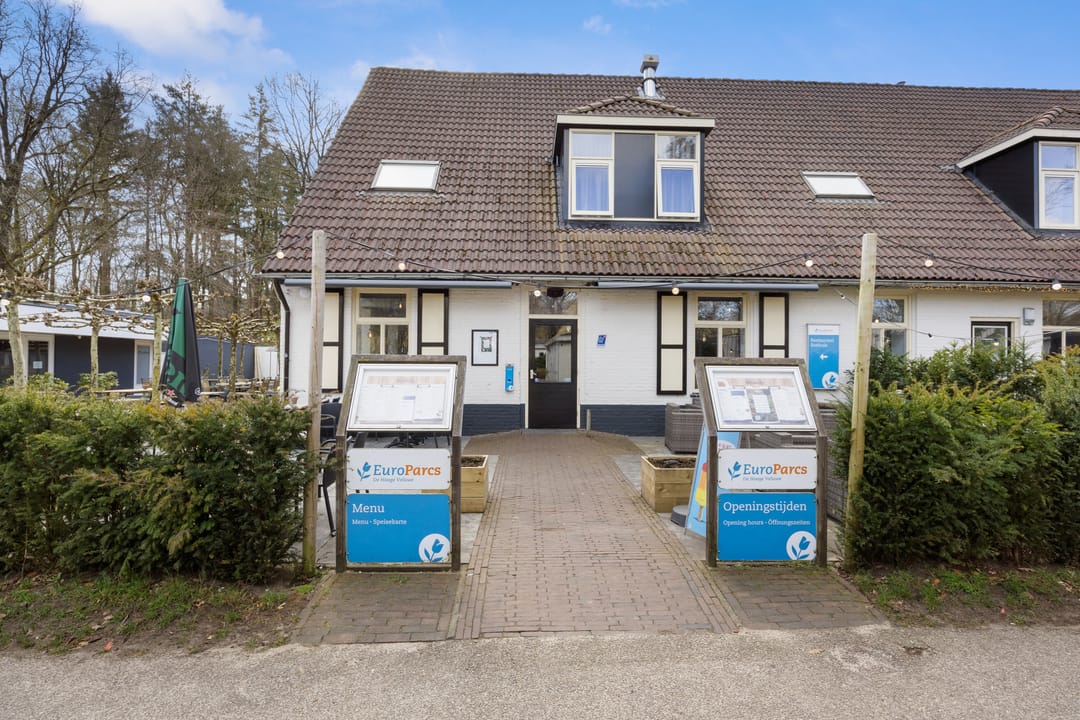 Photo 26 of Koningsweg 14-B21