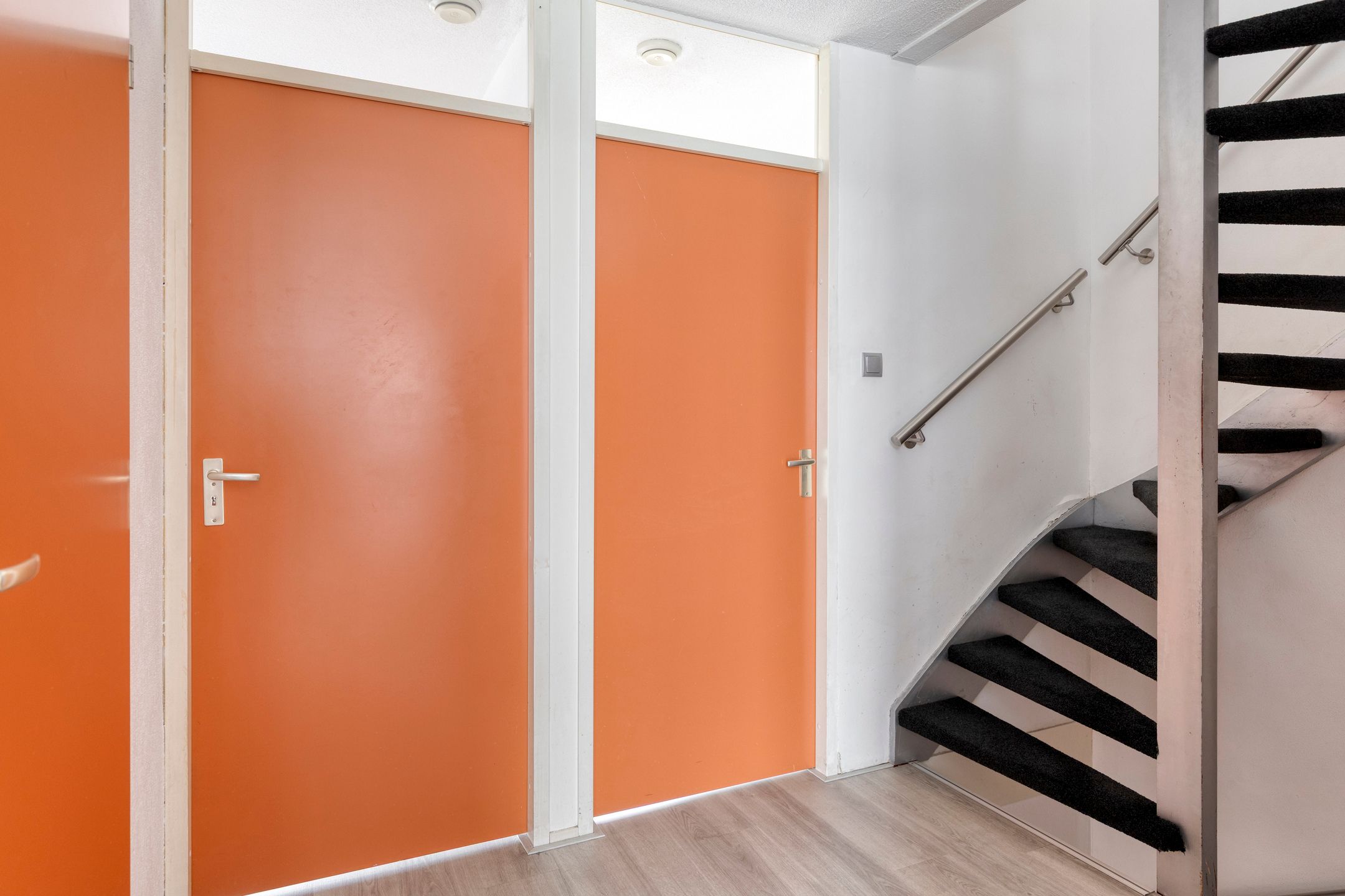 Foto 15 van Karibastraat 45