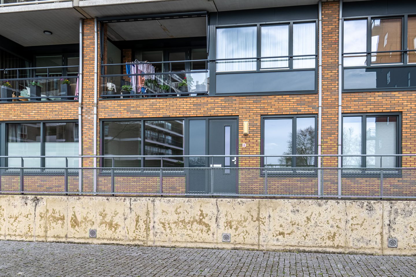 Photo 5 of Mercuriuspad 8