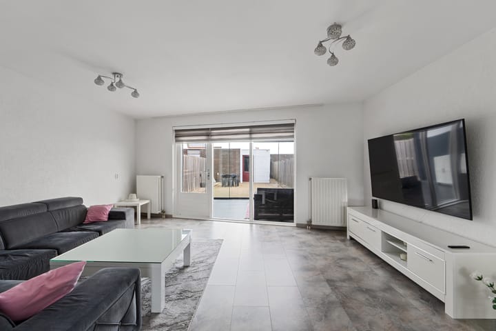 Foto 4 van Aletta Jacobstuin 6