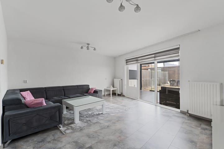 Foto 3 van Aletta Jacobstuin 6