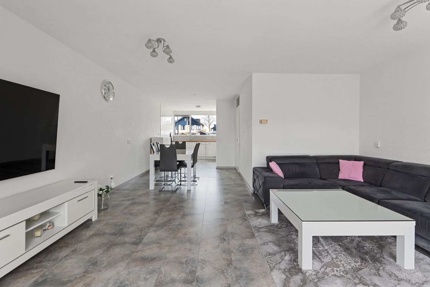 Foto 10 van Aletta Jacobstuin 6