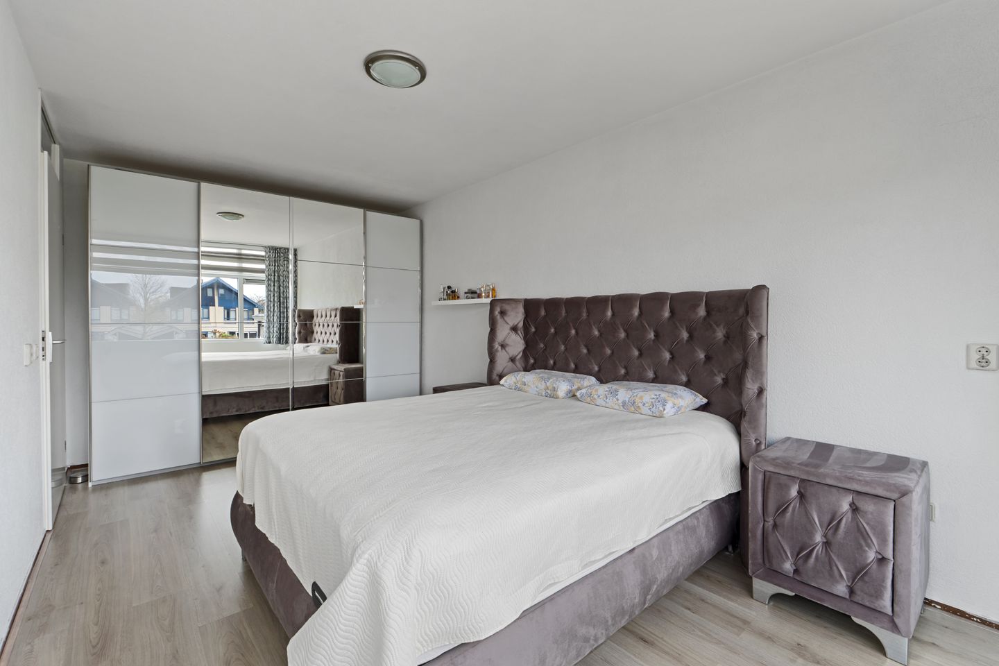 Foto 19 van Aletta Jacobstuin 6