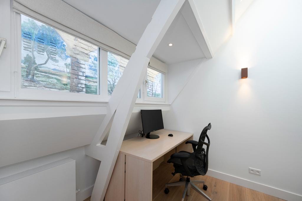 Foto 24 van Saxenburgerstraat 9-2