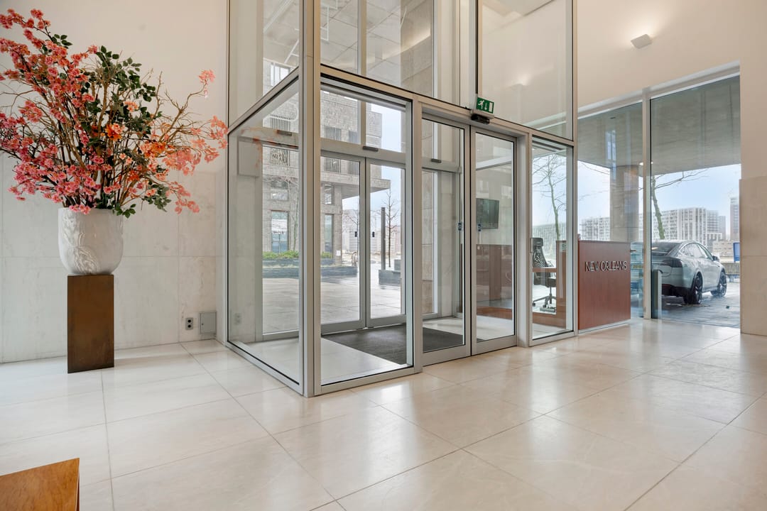 Foto 8 van Van der Hoevenplein 102