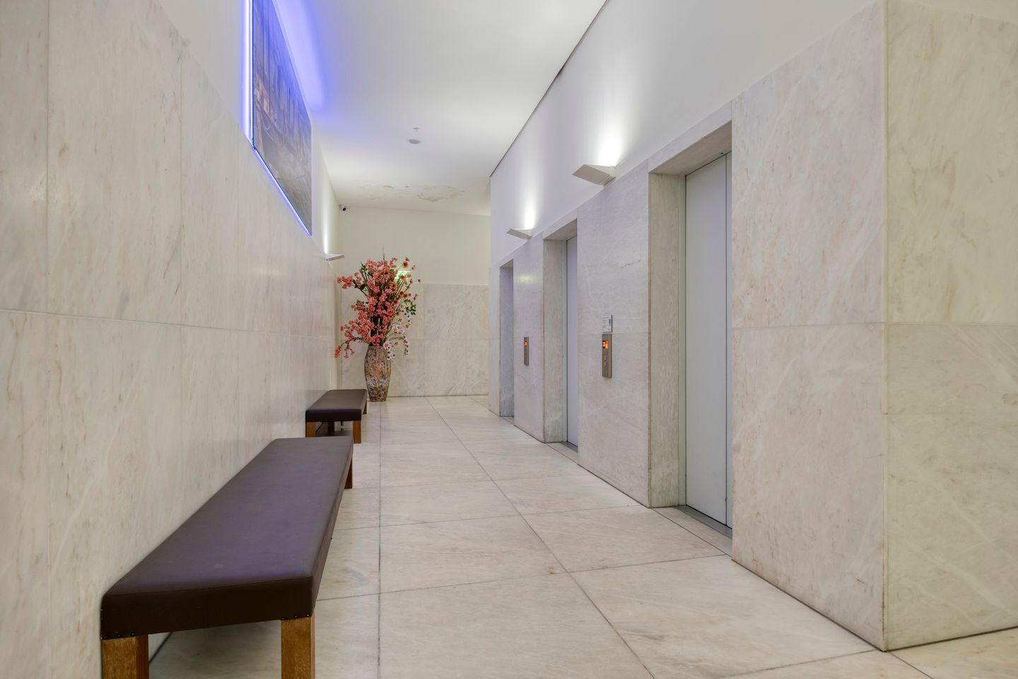 Foto 10 van Van der Hoevenplein 102