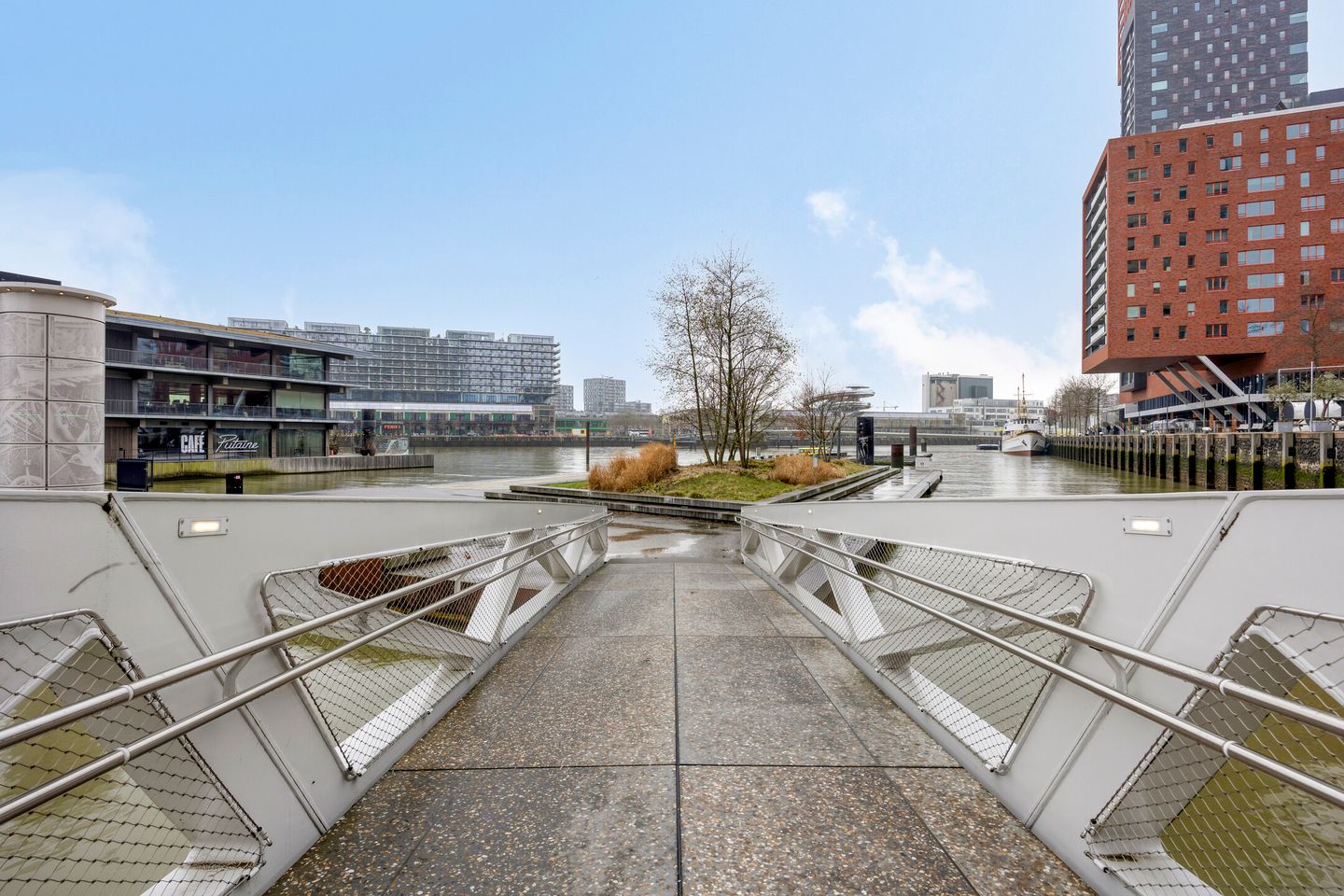 Foto 40 van Van der Hoevenplein 102