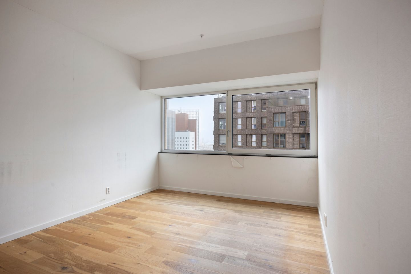 Foto 20 van Van der Hoevenplein 102