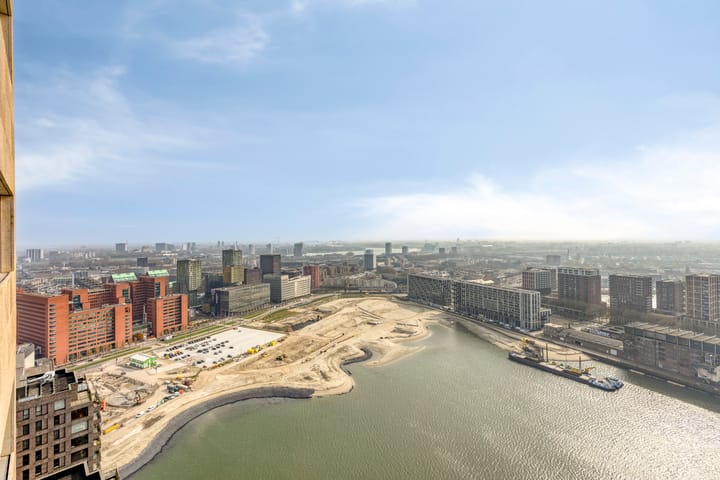 Foto 2 van Van der Hoevenplein 181