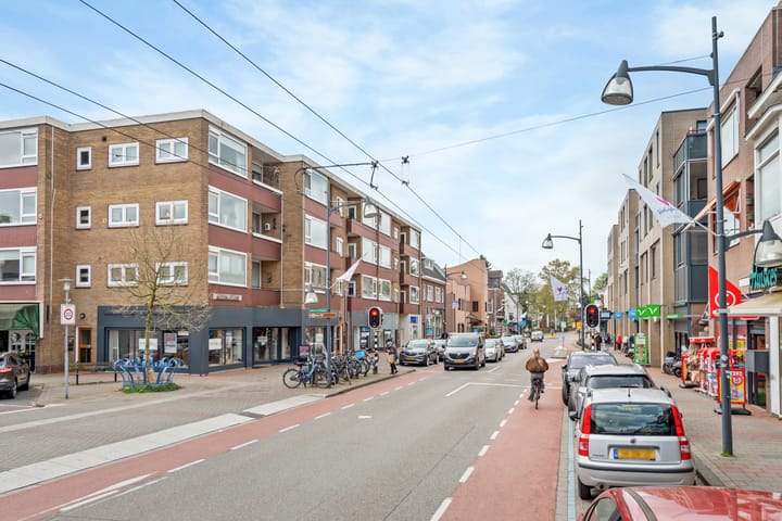 Photo 3 of Hoofdstraat 105