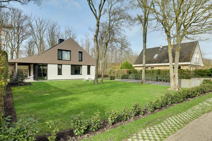 Photo 4 of Leeuwerikenlaan 7