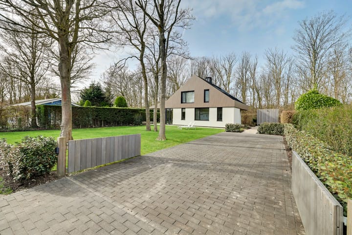 Photo 2 of Leeuwerikenlaan 7