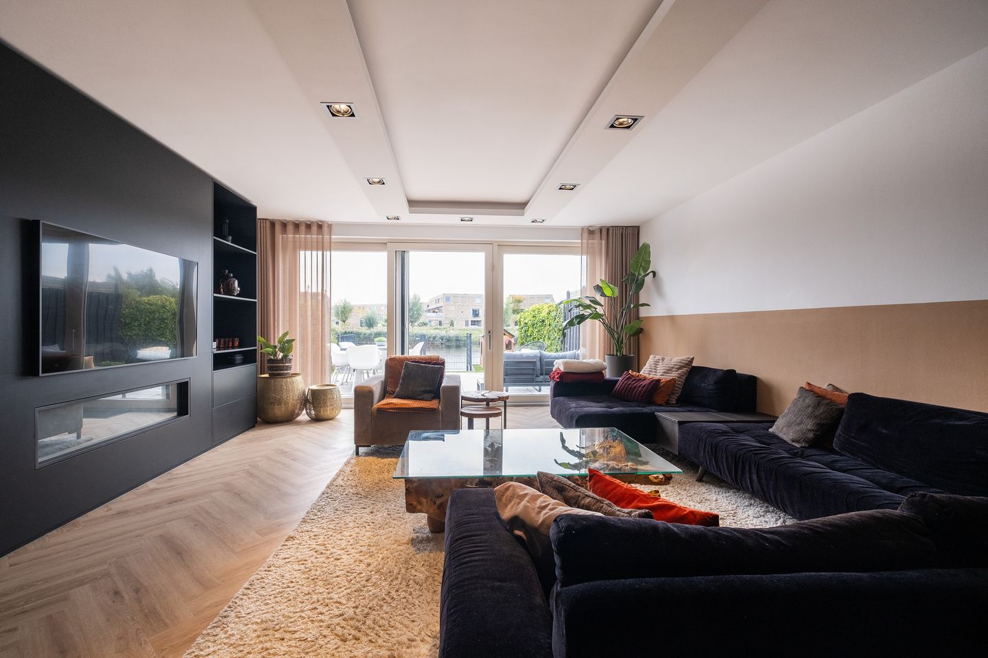 Photo 4 of Oeverzeggeweg 36