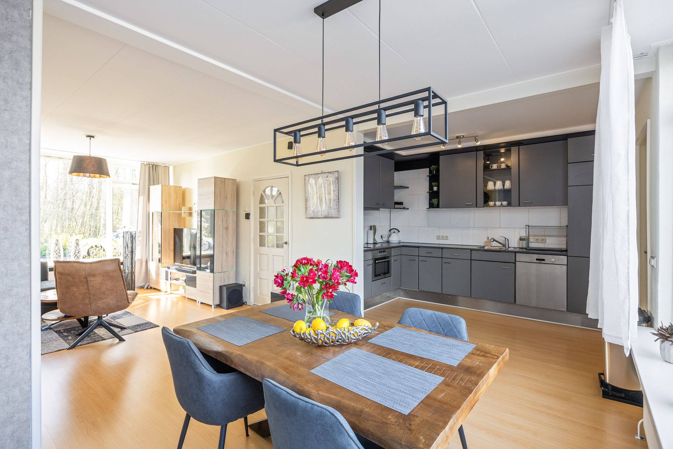 Foto 27 van Professor J Greidanusstraat 19