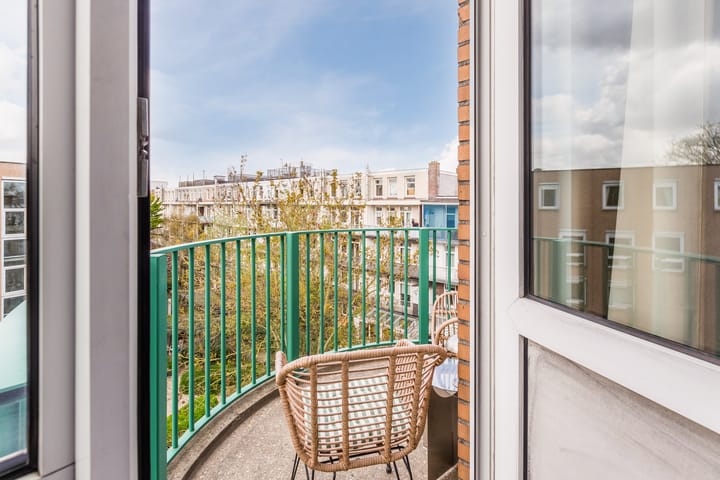 Foto 2 van Molukkenstraat 84-B