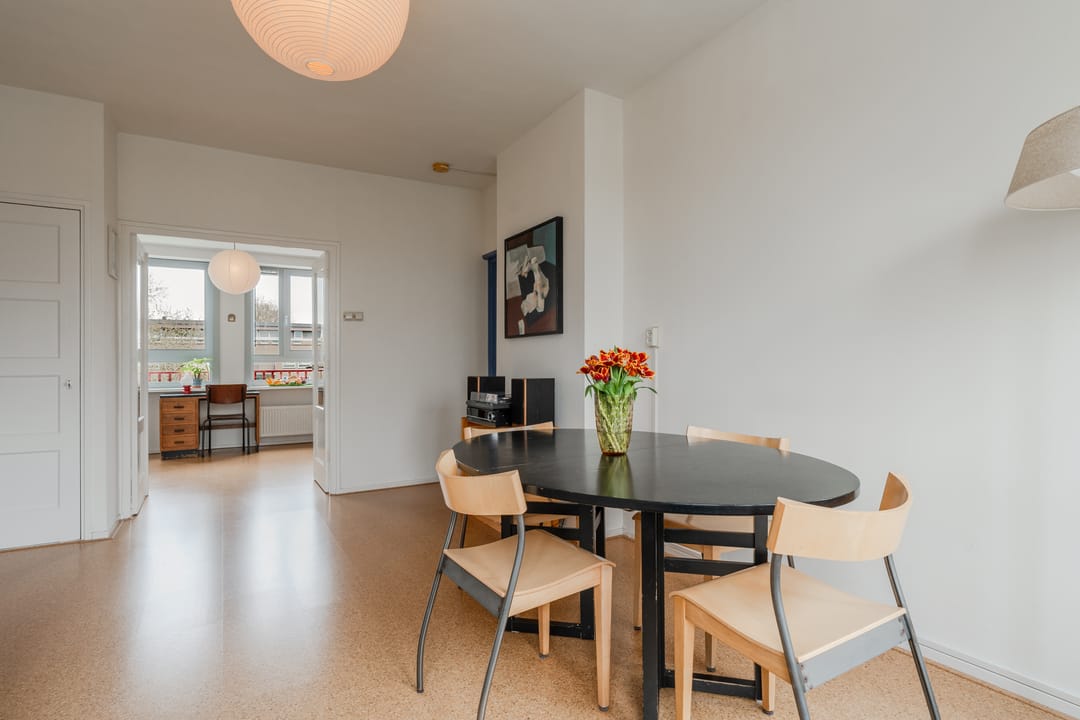 Photo 13 of Aalbersestraat 238
