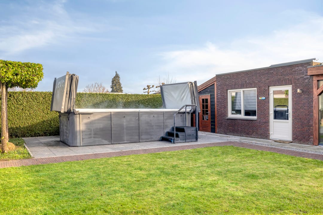 Photo 47 of Elsanta 14