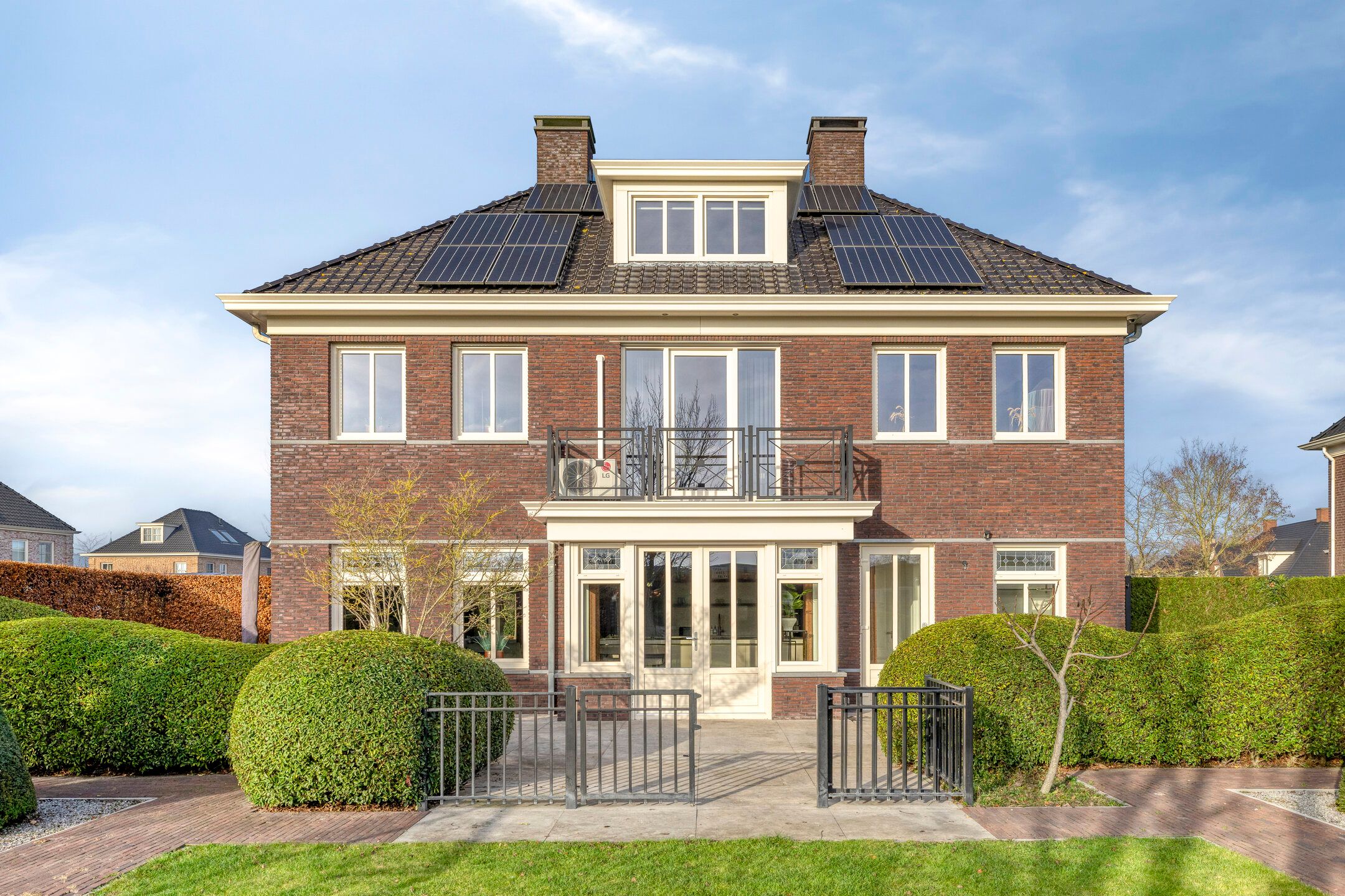 Photo 54 of Elsanta 14