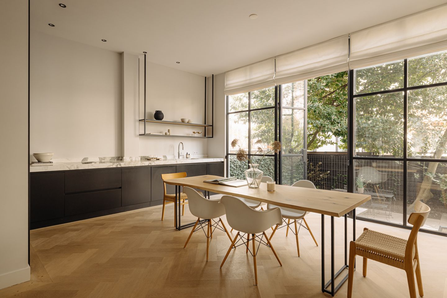 Photo 10 of Johannes Verhulststraat 210-A