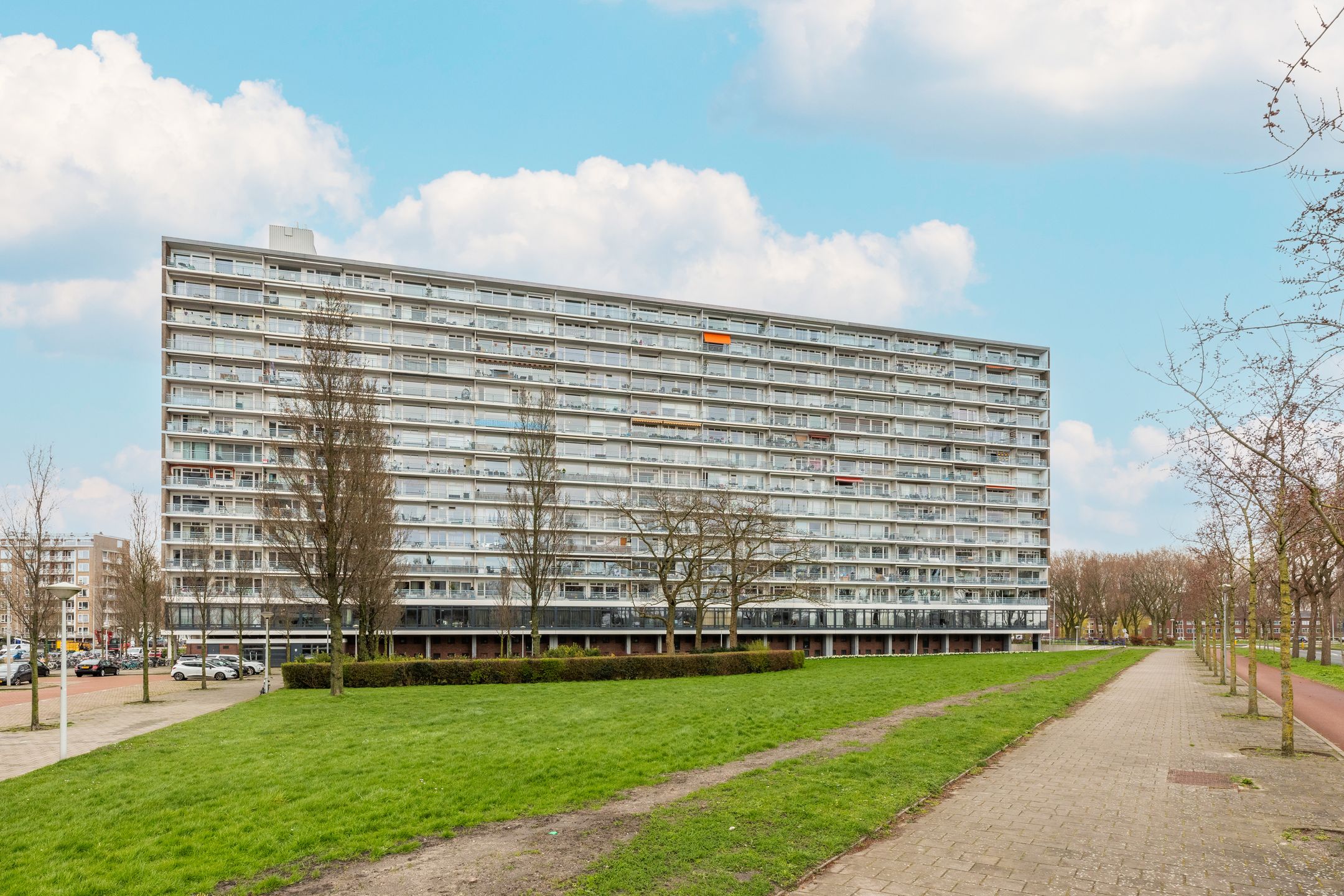 Burgemeester Hogguerstraat 359 