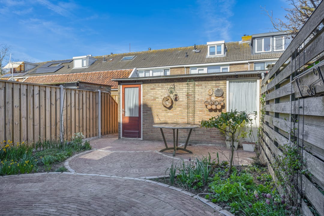 Foto 38 van Kamillestraat 26