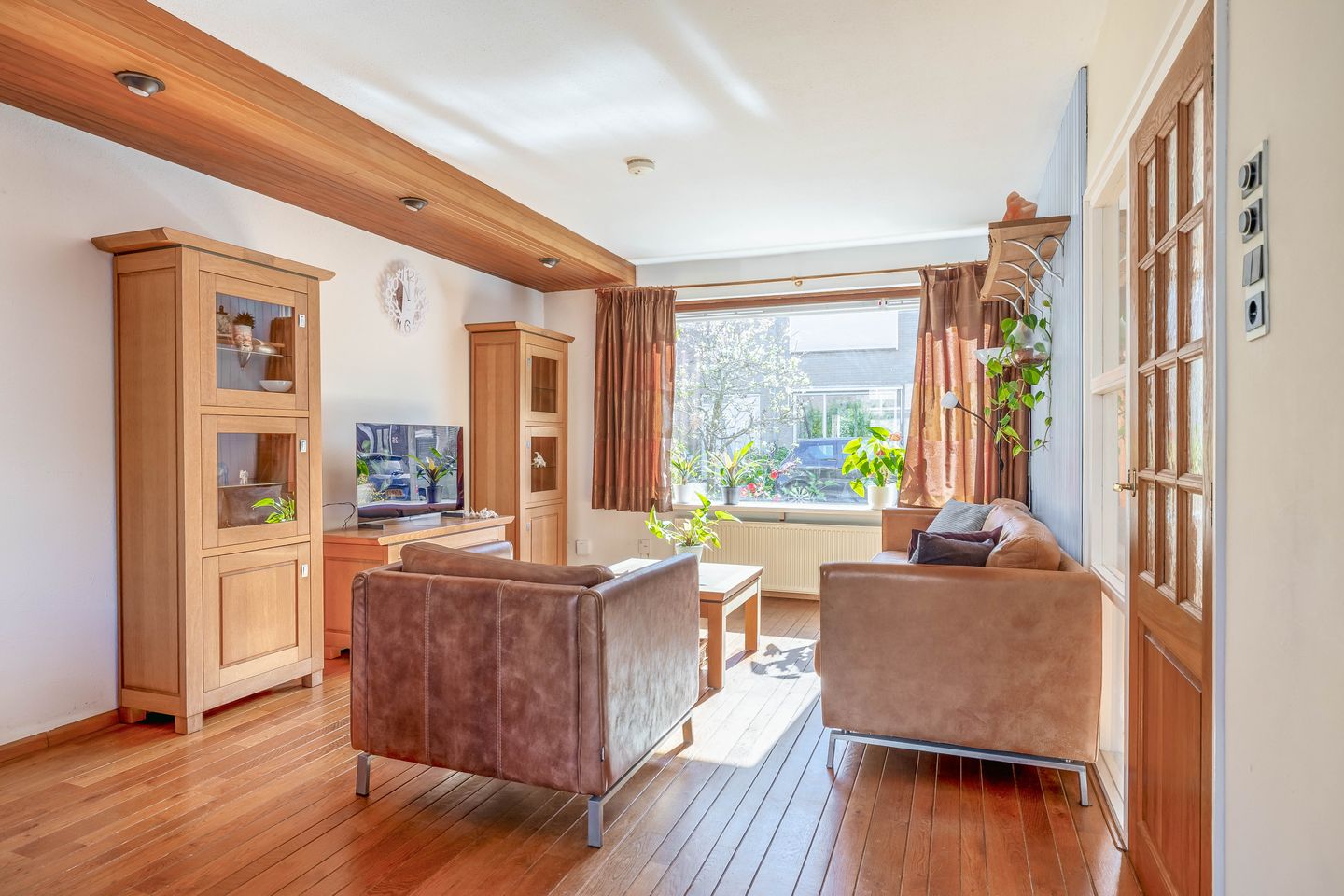 Foto 10 van Kamillestraat 26