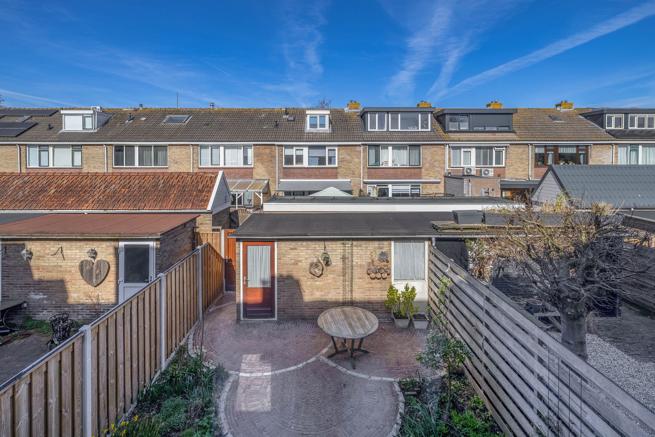 Foto 39 van Kamillestraat 26