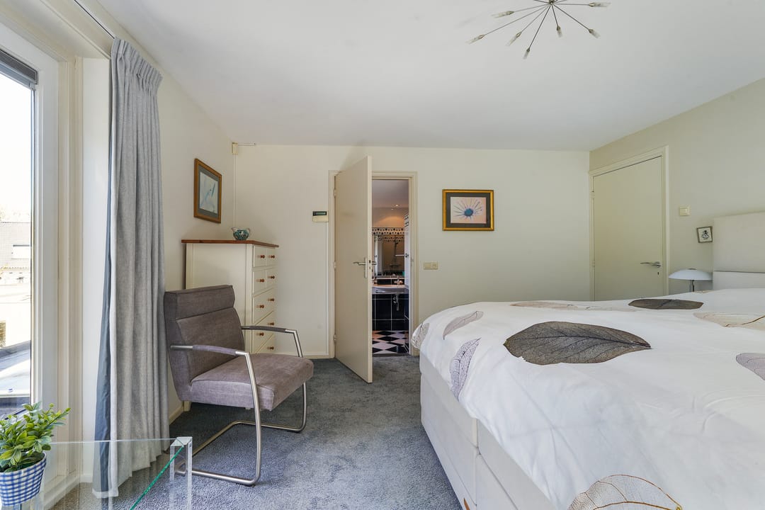 Photo 46 of Auteurslaan 21