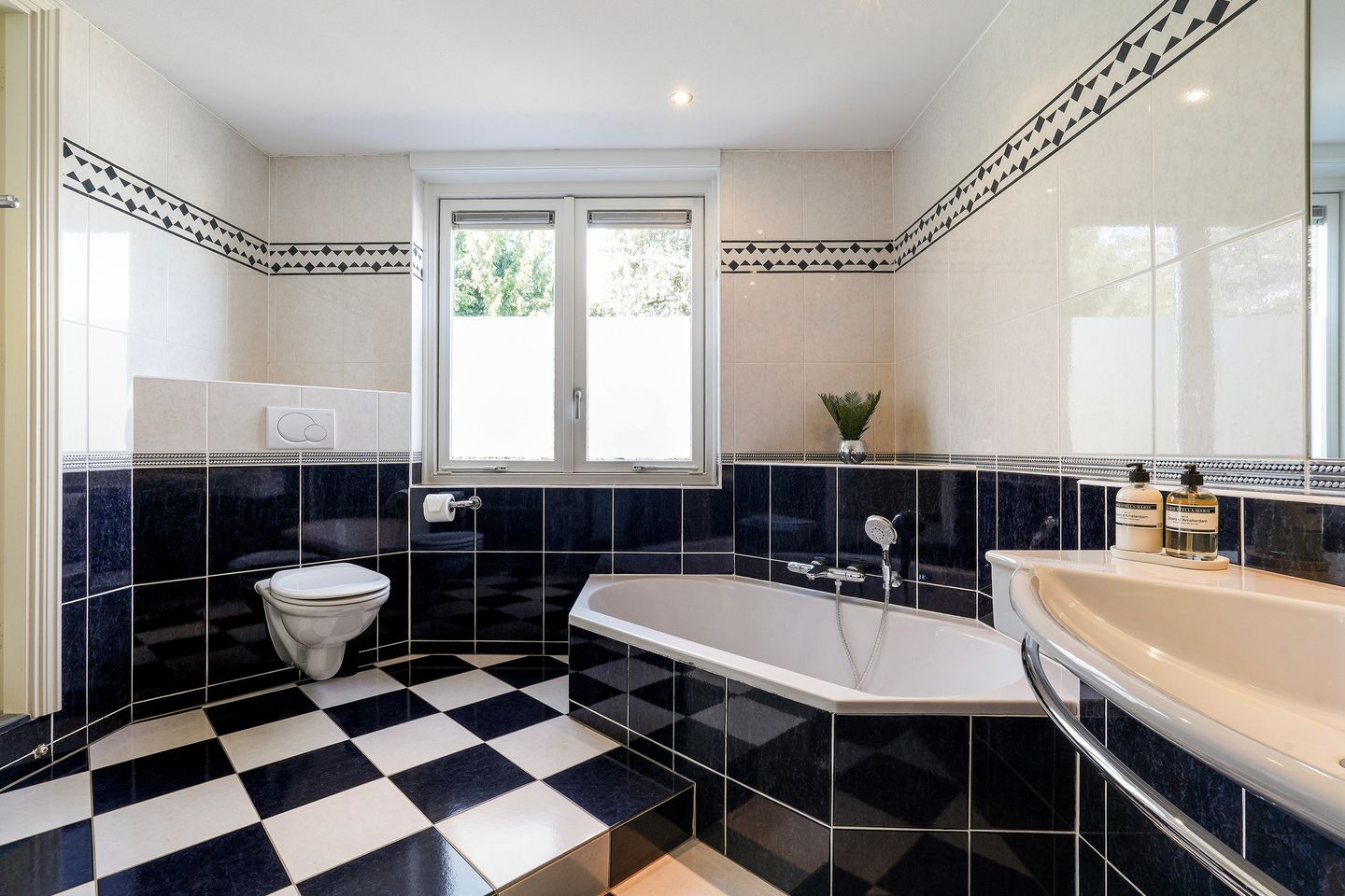 Photo 55 of Auteurslaan 21