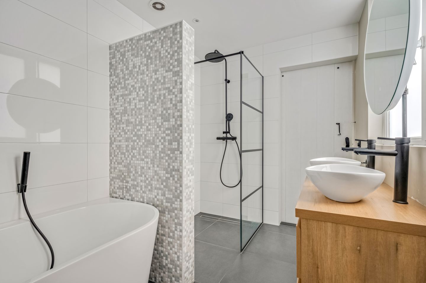 Foto 20 van De Savornin Lohmanstraat 22