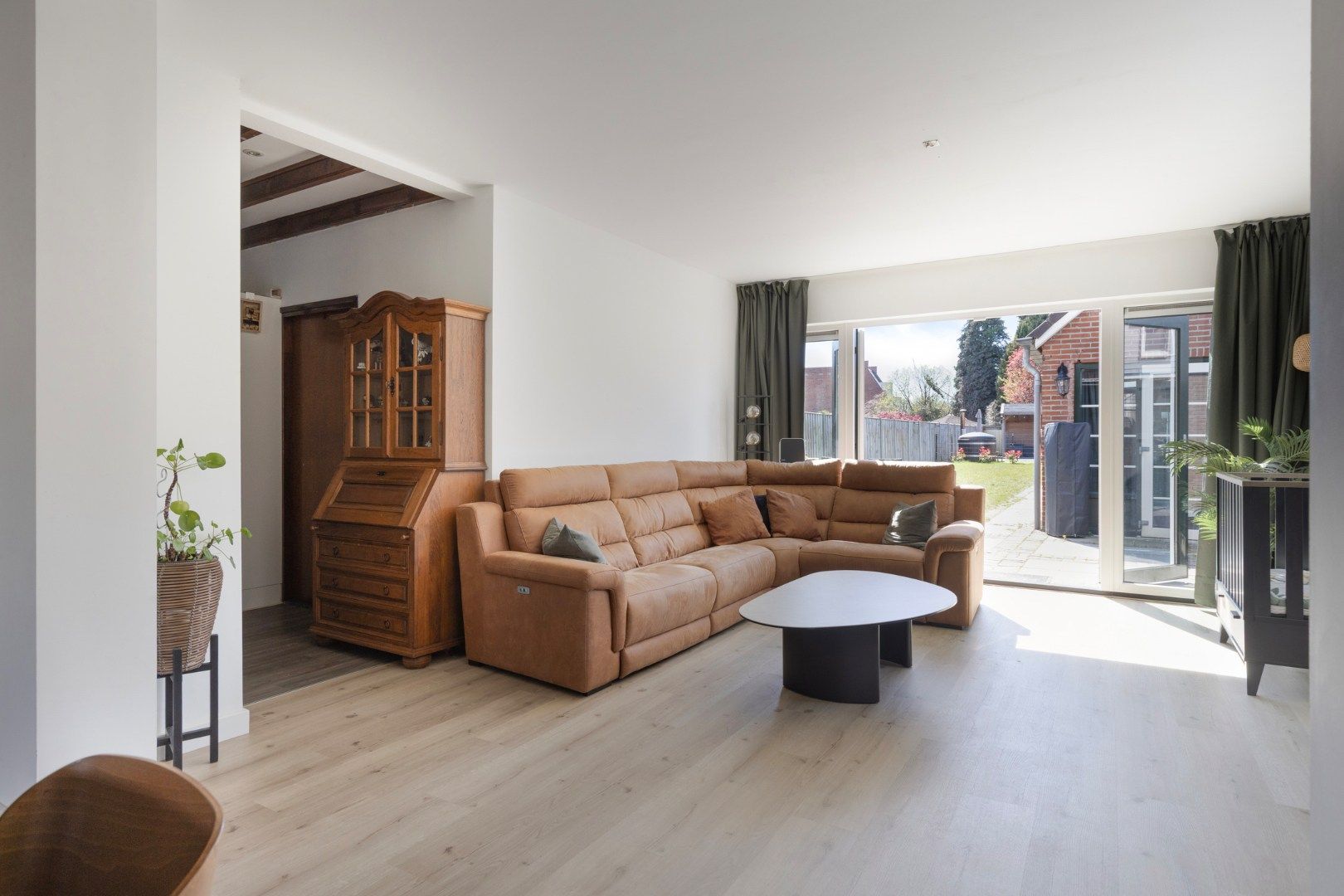 Foto 6 van van der Brugghenstraat 19