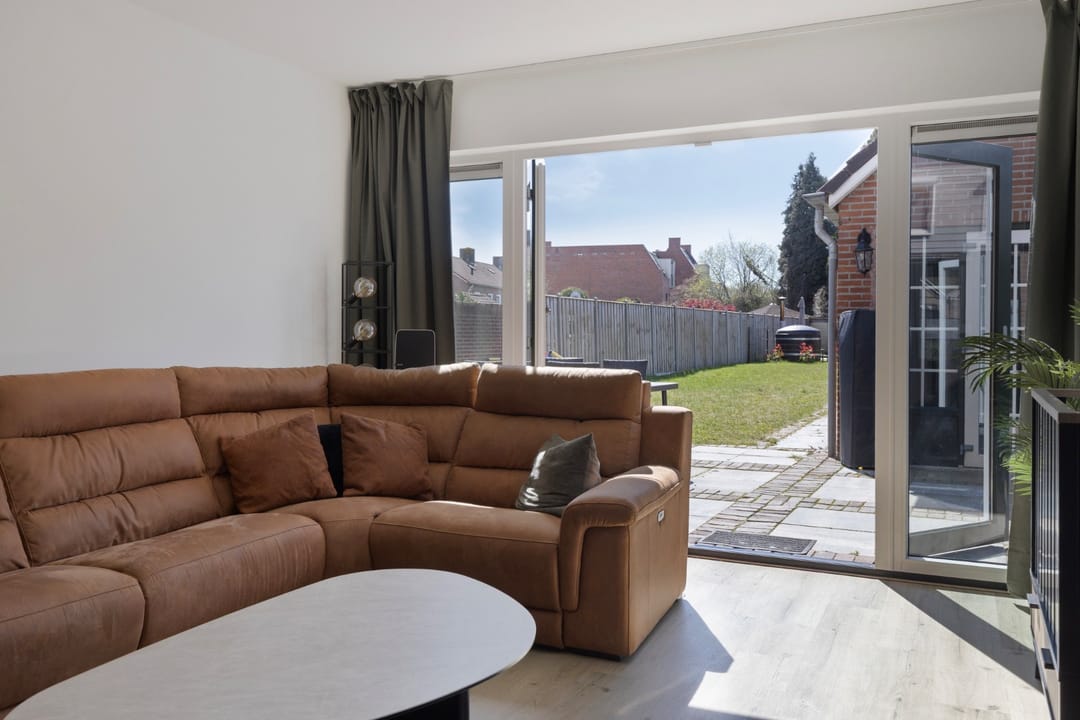 Foto 7 van van der Brugghenstraat 19