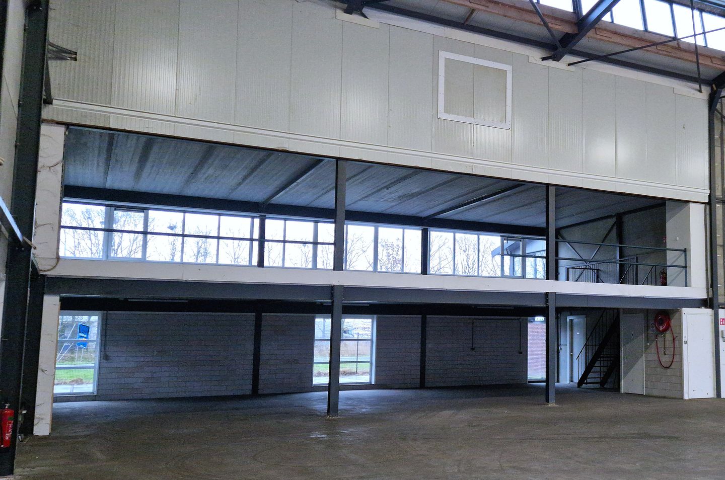 Bekijk foto 2 van Ondernemersweg 7