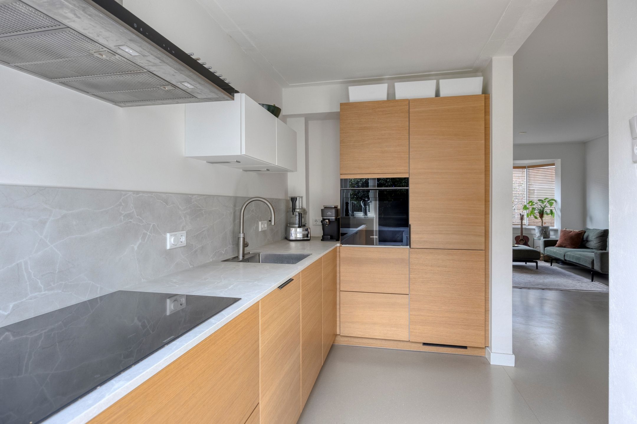 Photo 15 of Van Lennepstraat 24