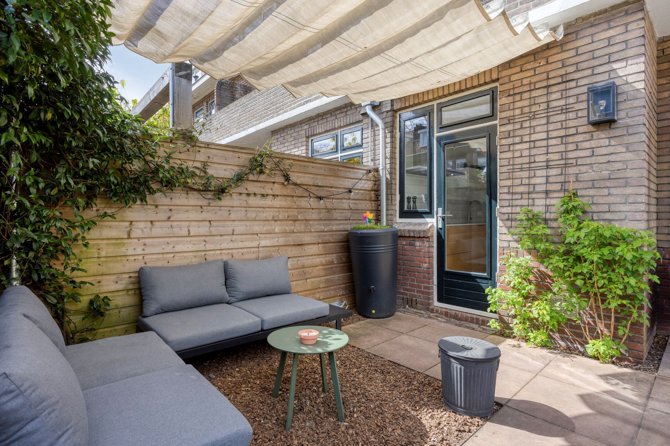 Photo 36 of Van Lennepstraat 24