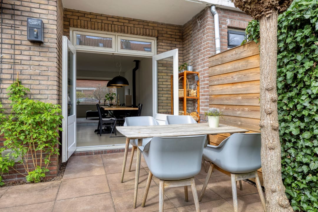 Photo 37 of Van Lennepstraat 24