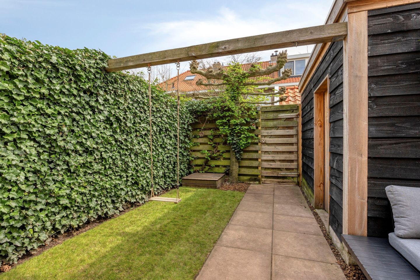 Photo 40 of Van Lennepstraat 24