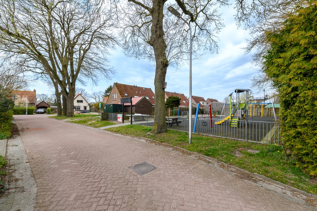 Foto 43 van Oosterstreek 93