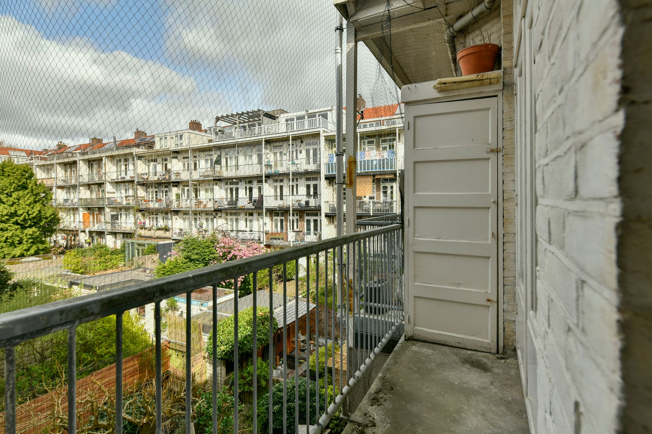 Photo 12 of Woestduinstraat 104-2