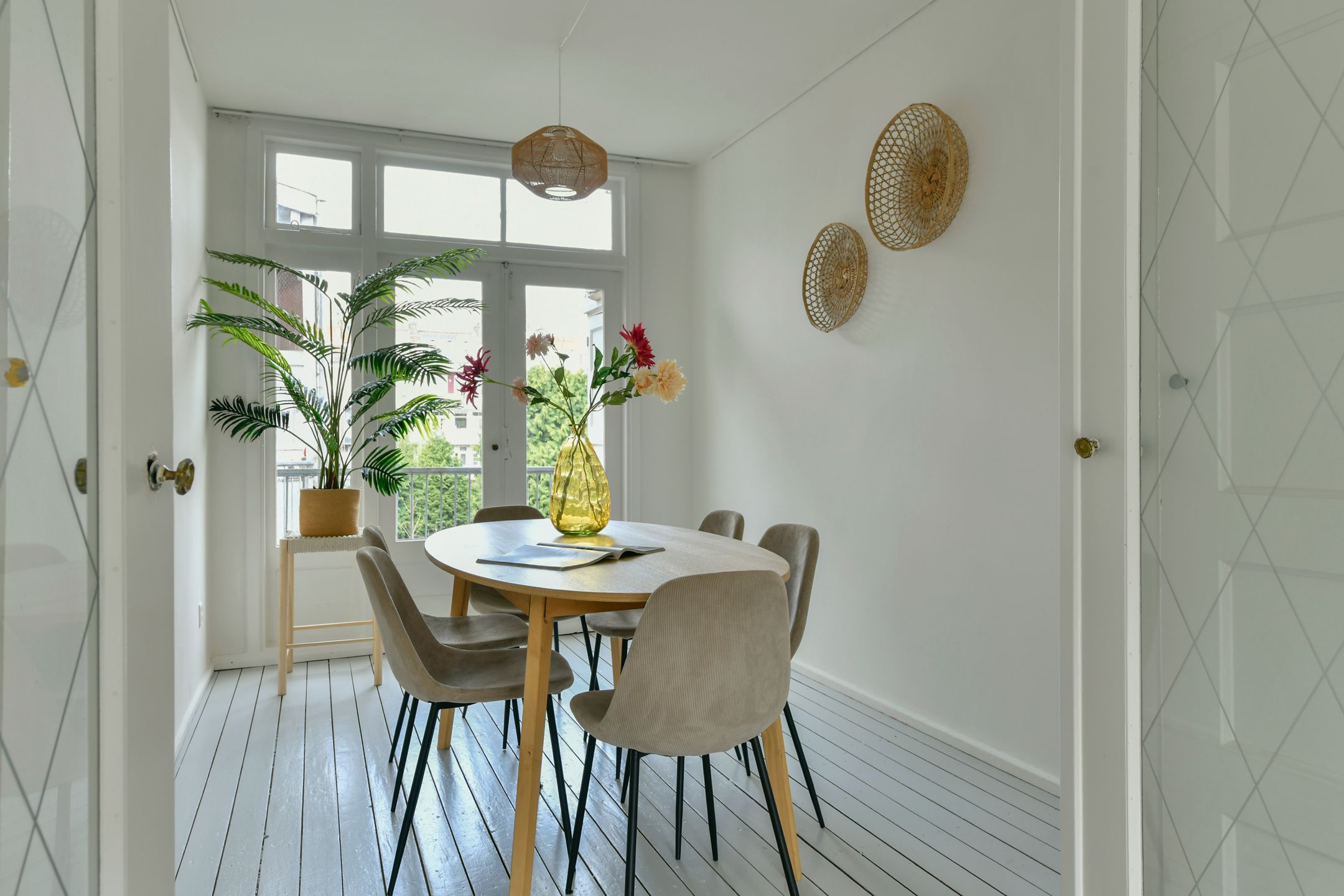 Photo 9 of Woestduinstraat 104-2