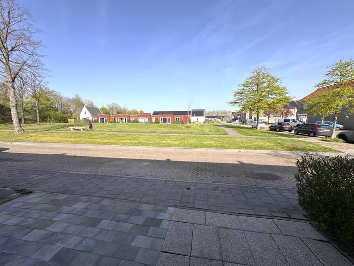 Photo 2 of Meidoornstraat 2