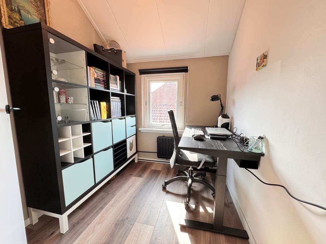 Photo 17 of Meidoornstraat 2