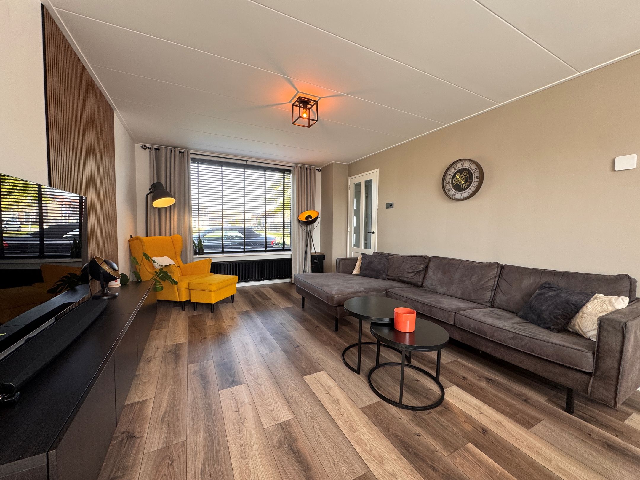 Photo 6 of Meidoornstraat 2