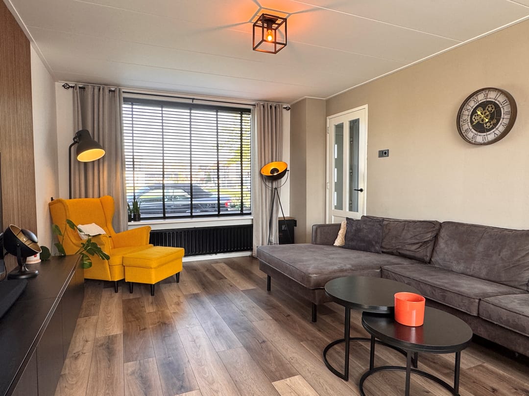 Photo 8 of Meidoornstraat 2