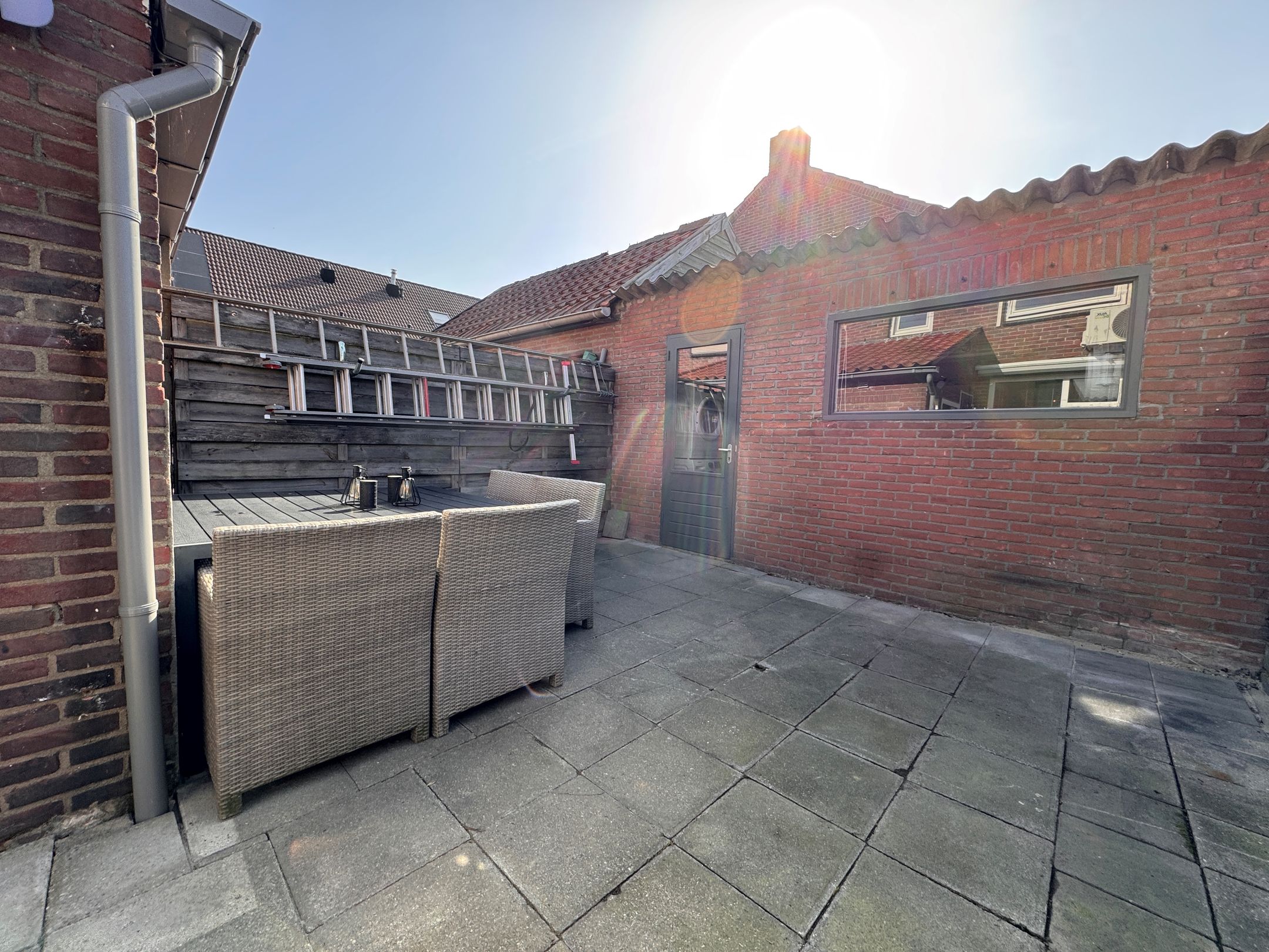 Photo 24 of Meidoornstraat 2