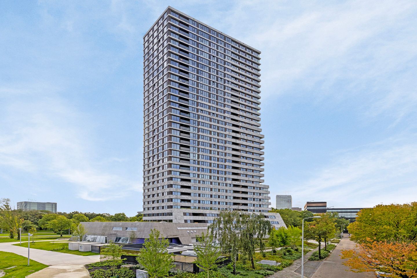 Photo 1 of Vincent van den Heuvellaan 425